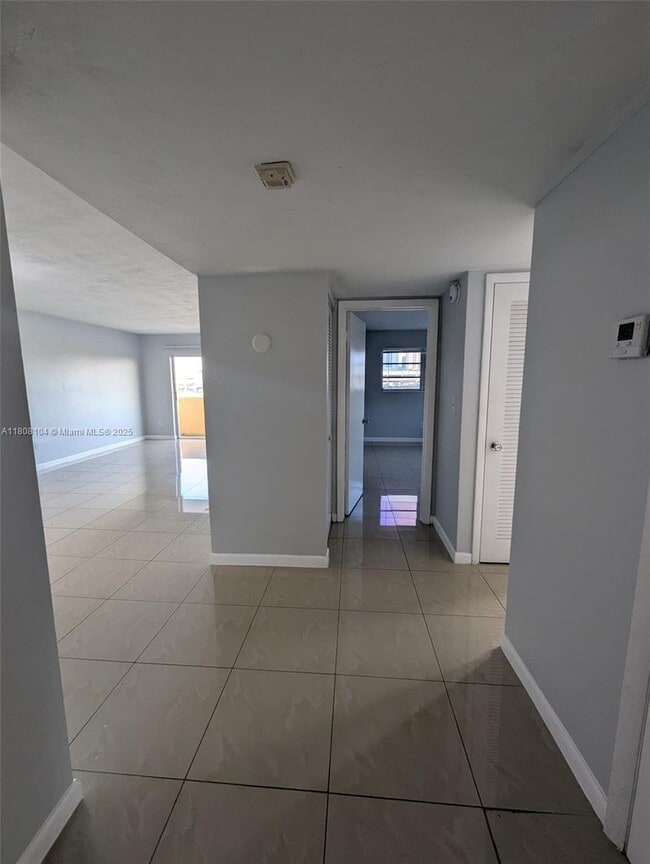 Building Photo - 7410 SW 82nd St