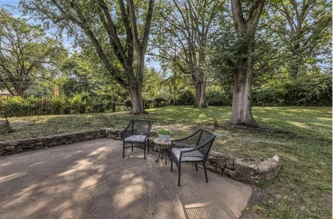 Building Photo - 8604 Ford Ave