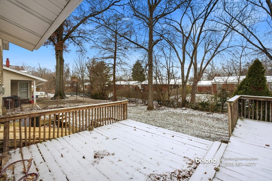 Building Photo - 704 Carlsbad Rd