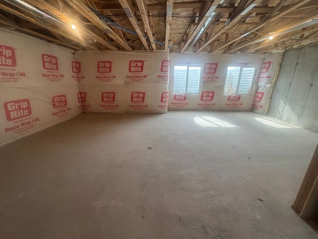Building Photo - Beautiful Lehi Townhome for rent!