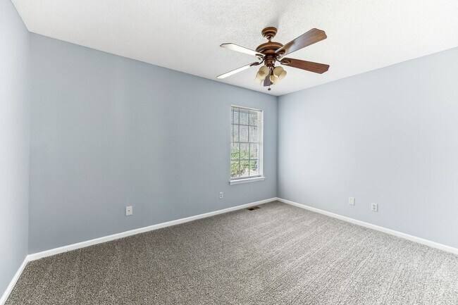 Building Photo - Beautiful Home West Ashley Shadow Moss Subdivision