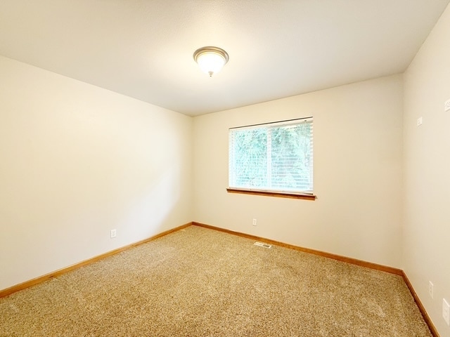 Building Photo - 26964 Tamsen Ave NW