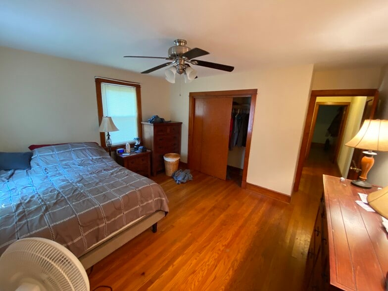 Building Photo - 231 N Muhlenberg St