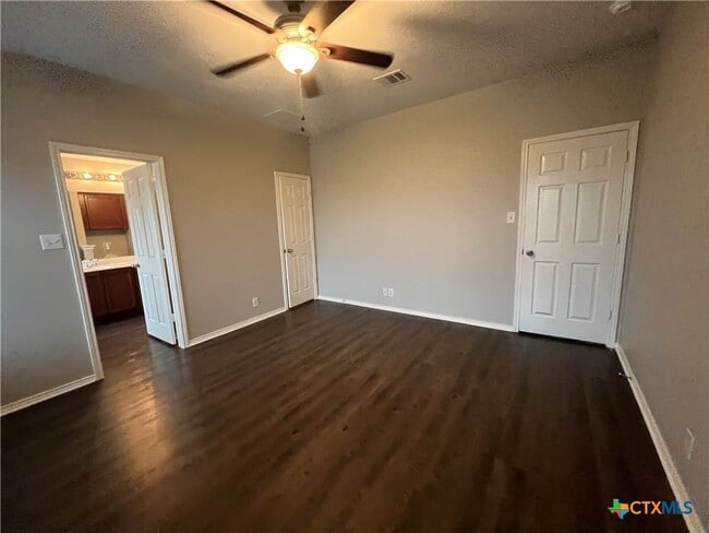 Building Photo - 663 Tom Kemp Dr