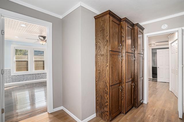 Building Photo - 2117 Sanborn St