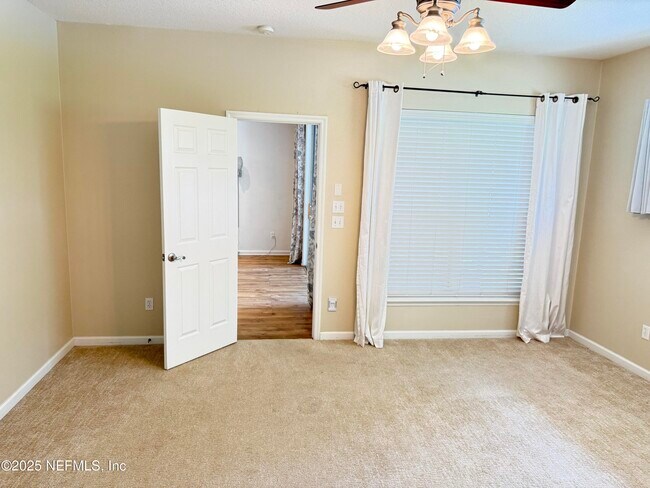 Building Photo - 5955 Wind Cave Ln