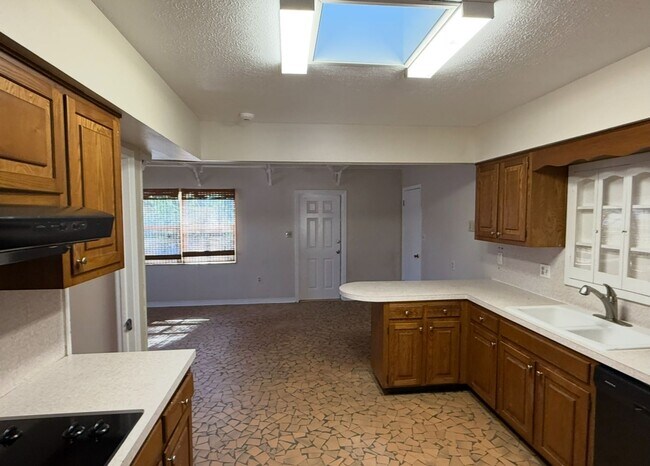 Building Photo - 3 Bedroom - 2 Bath - 2 Car Garage - Fenced Yard