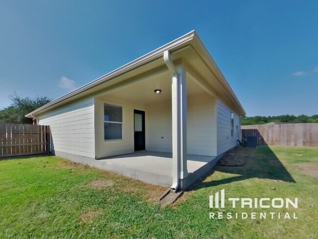 Building Photo - 28715 Nueces River Ct