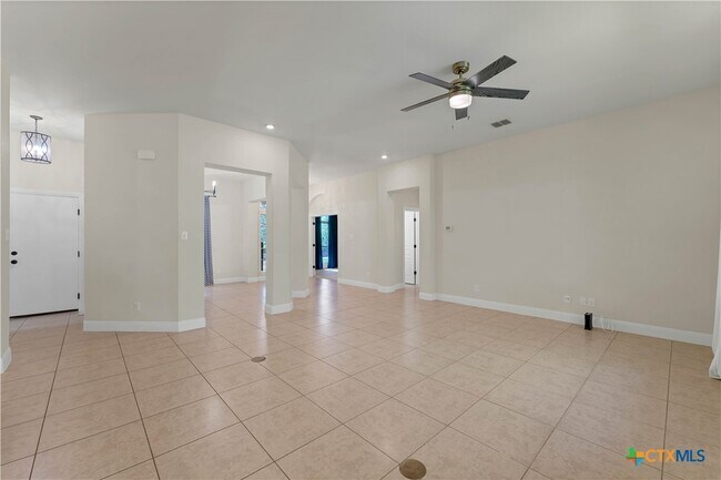 Building Photo - 781 Meridian Dr