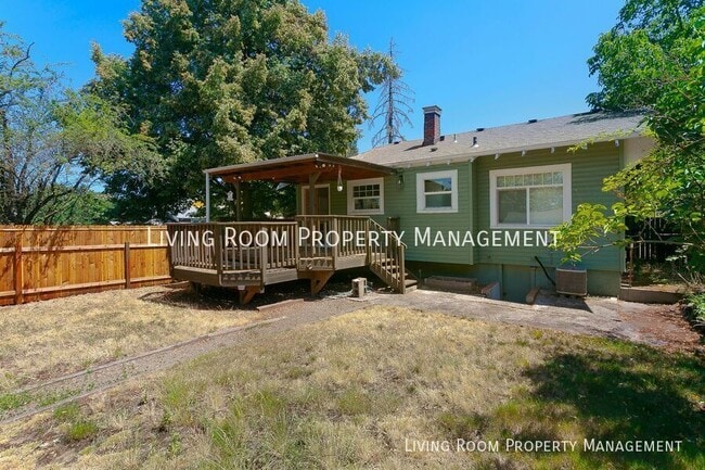 Building Photo - 6949 N Missouri Ave