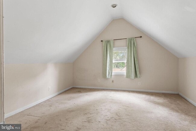 Building Photo - 9323 Cloverly Rd