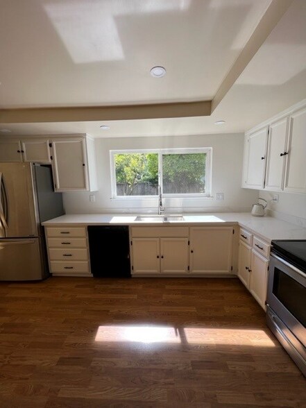 Building Photo - 4486 Barberry Ct