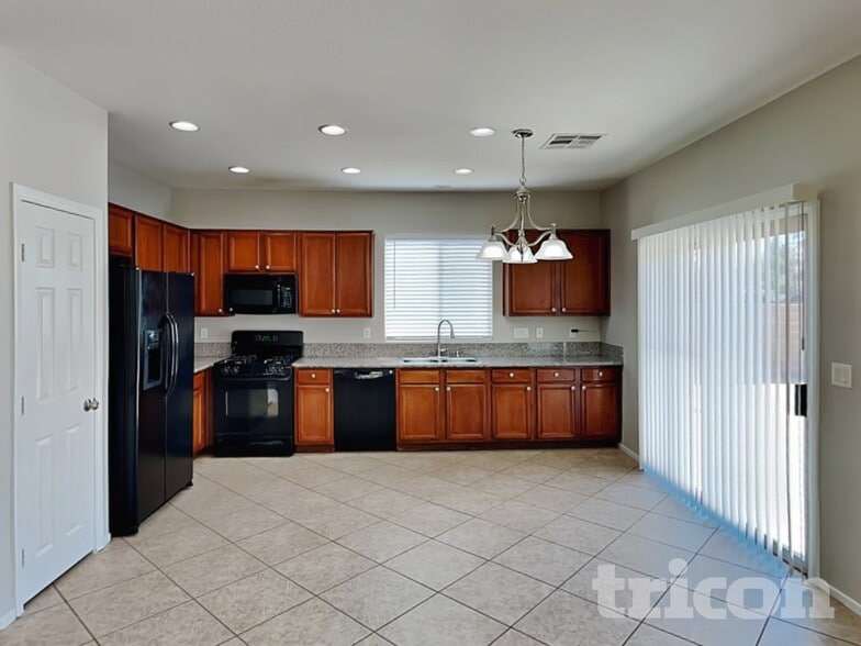 Building Photo - 3593 Ashford Grove St