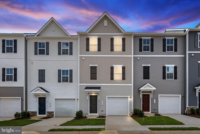 Building Photo - 2604 Cougar Ln