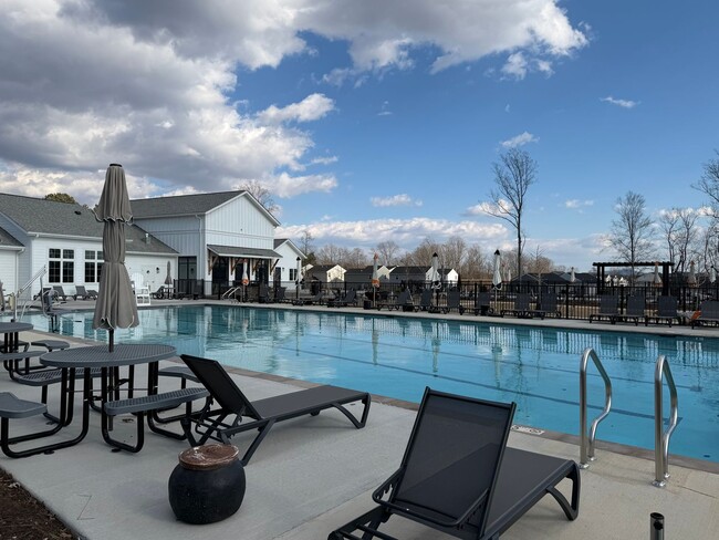 Building Photo - 80 White Sands Blvd