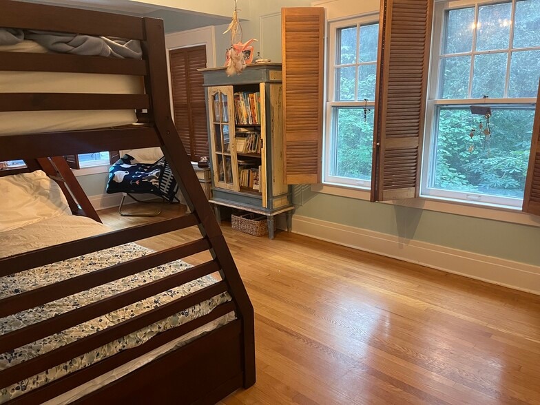 3rd bedroom - 106 Circle Rd