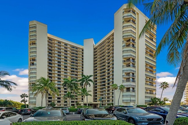 Building Photo - 9500 S Ocean Dr