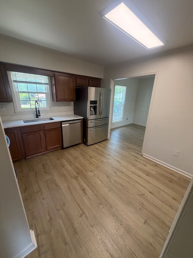 Building Photo - 6813 Wunderly Ct