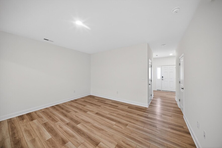 Building Photo - 16 Honeydew Wy