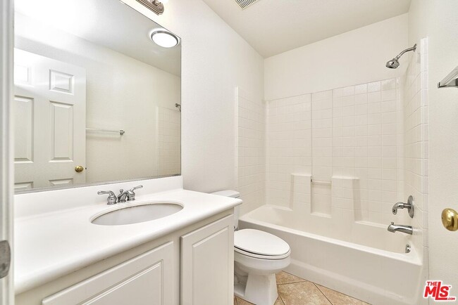 Building Photo - 28058 Dickason Dr