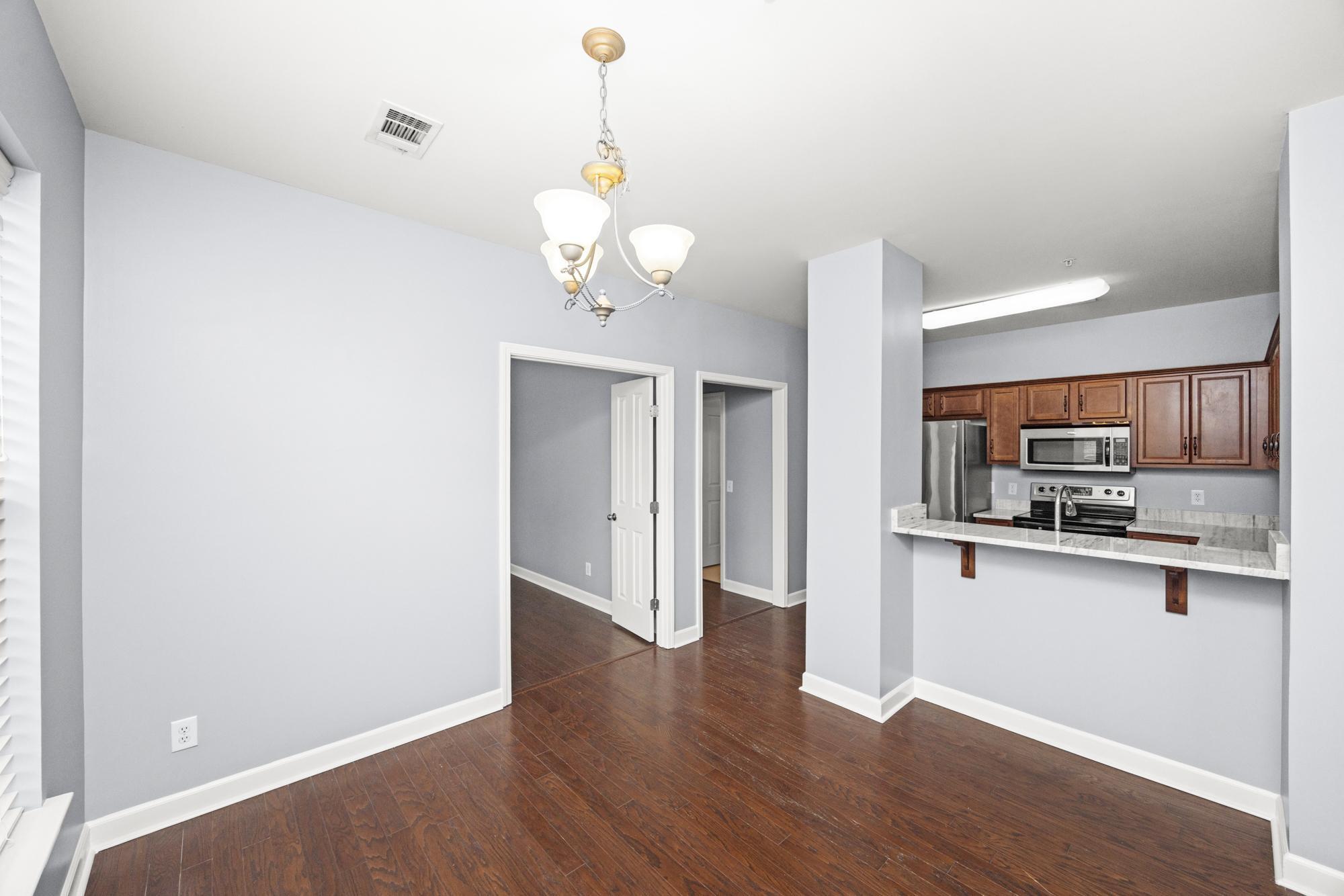 Building Photo - 2310 Elliott Ave