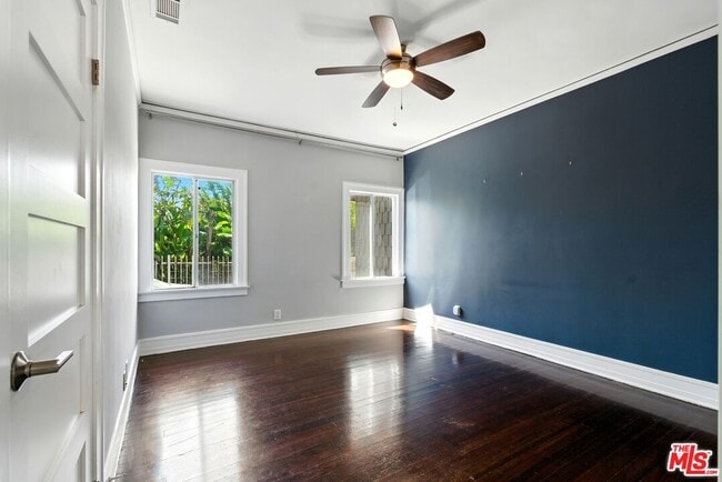 Building Photo - 2122 8th Ave