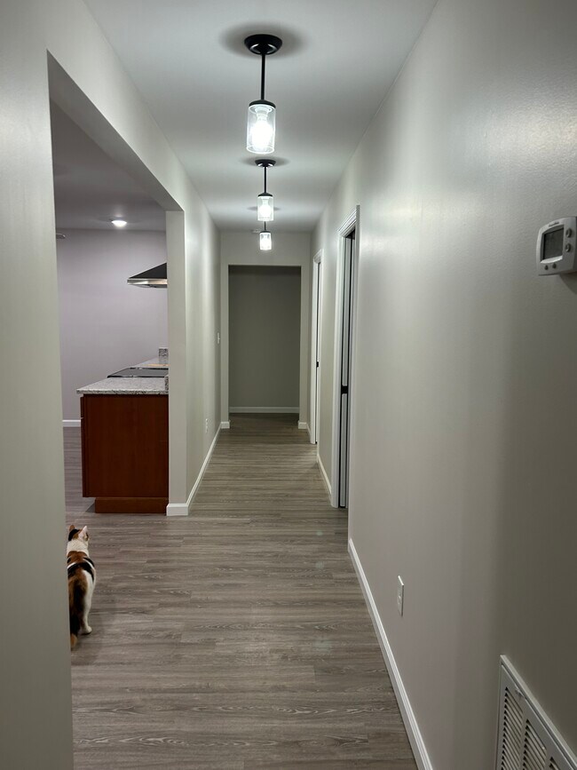 Building Photo - 2628 Chattanooga Valley Rd