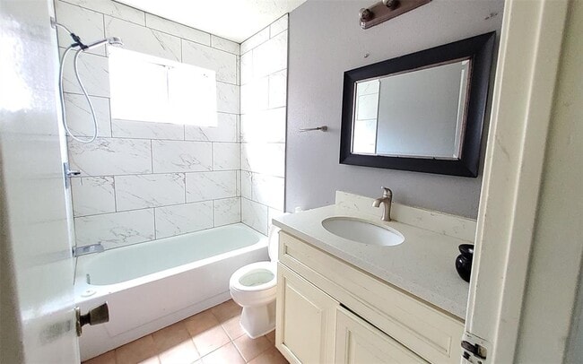 Building Photo - 8354 S Meadow Bird Cir