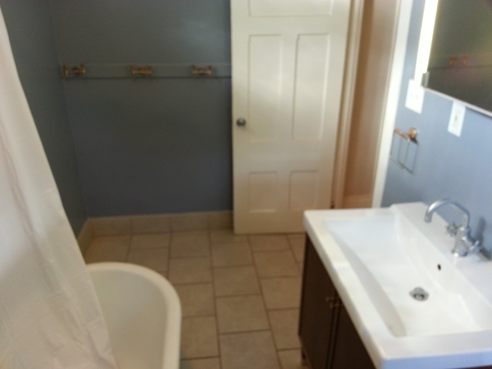 Building Photo - 516 4th Ave SE