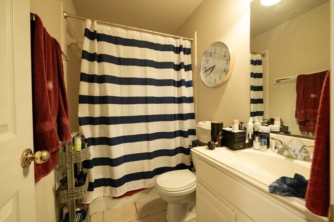 Building Photo - 2834 Falcon Knoll Ln