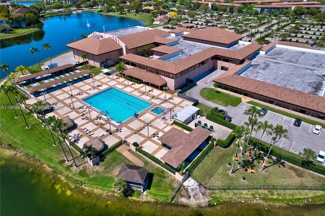 Building Photo - 400 SW 134th Way