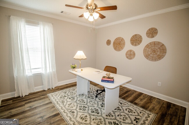 Building Photo - 101 Woodsedge Dr