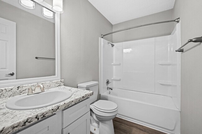 Building Photo - Cozy 2 Bedroom Duplex with Fireplace & Spacious Backyard!