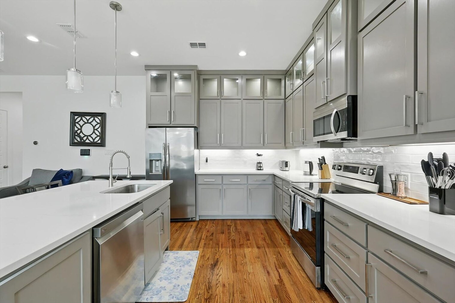 Building Photo - 3129 Rutz St