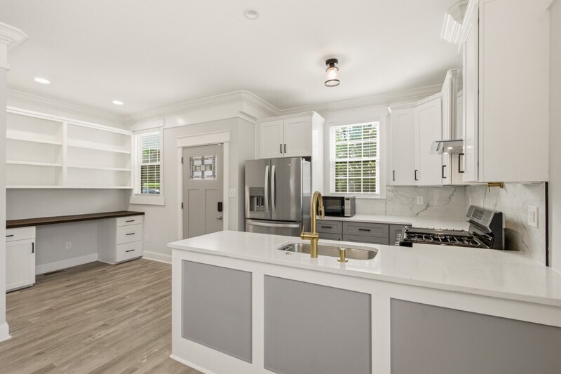 Building Photo - 413 Cecil St