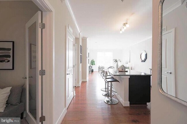 Building Photo - 815 N Patrick St