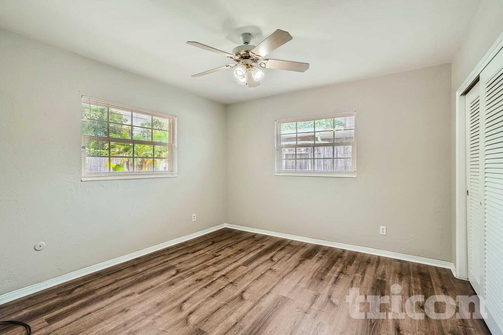 Building Photo - 3817 19th Ave N