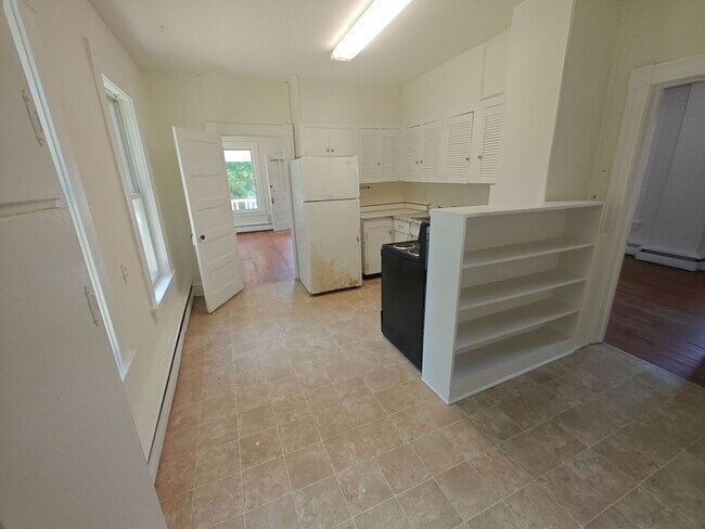 Building Photo - Three bedroom home in Midlothian