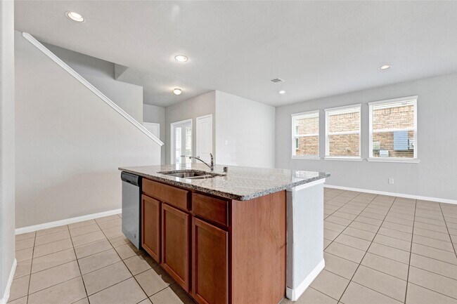 Building Photo - 24931 Pavarotti Pl