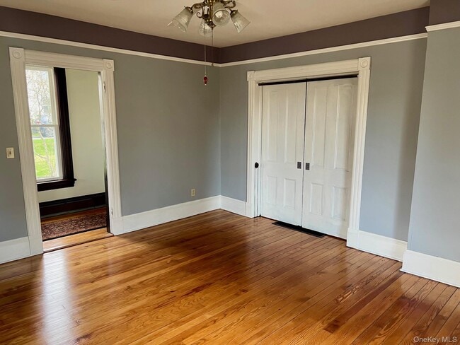 Building Photo - 8 Alden Pl