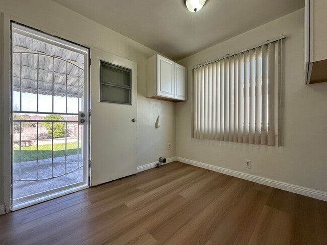 Building Photo - Large North Torrance House! Near Torrance Schools, Huge Yard, 2 Car Garage! *OPEN HOUSE EVERY SAT...