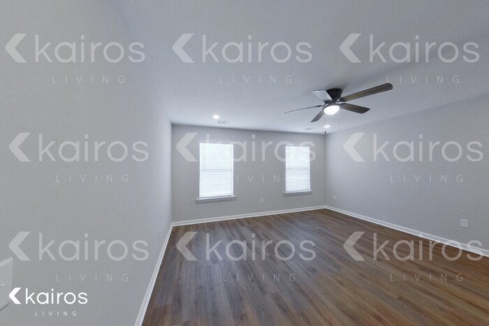 Building Photo - 11 Cottage Grove Dr