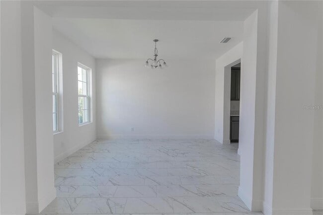 Building Photo - 5018 Down Ct