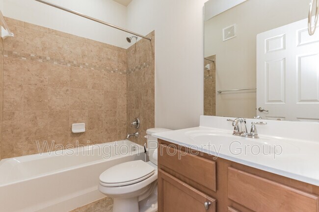 Building Photo - 7114 Daniel John Dr