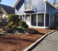 Building Photo - Recently renovated 2 Bed 2 Bath 1050 sq/ft...