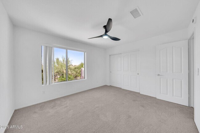 Building Photo - 26234 N 46th St