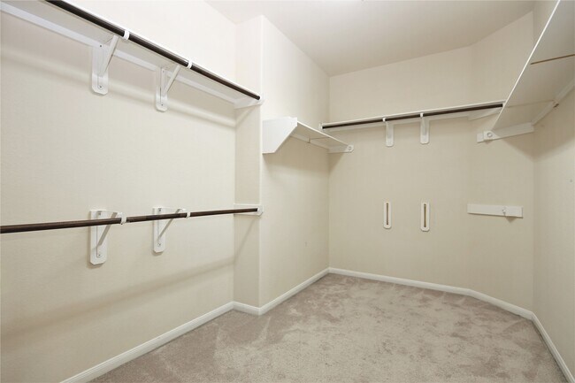 Building Photo - 26339 Landover Hills Ln