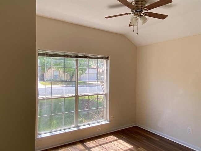 Building Photo - 146 Meadowlark Cir