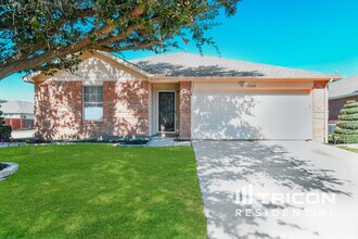 Building Photo - 12636 Kingsgate Dr