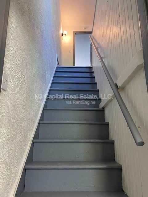 Building Photo - 207 S 16th St